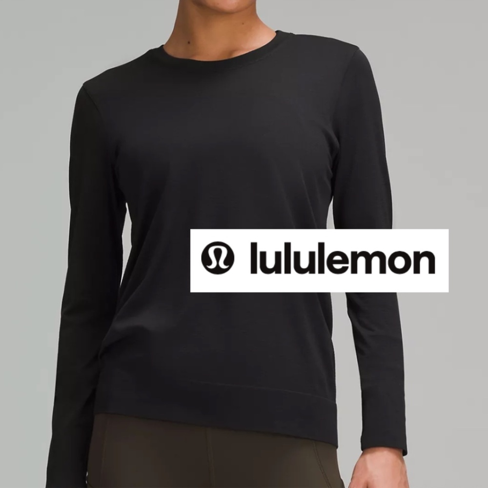 LuLuLemon Like New Black perforated top, M/L G1256